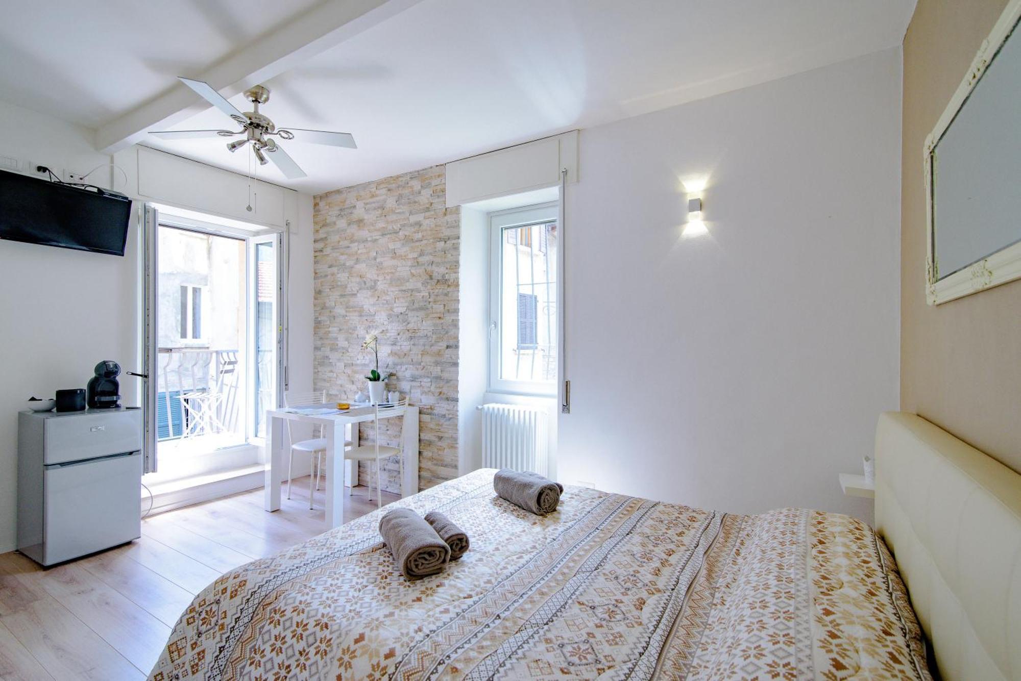 Laglio Apartment Above George Luaran gambar