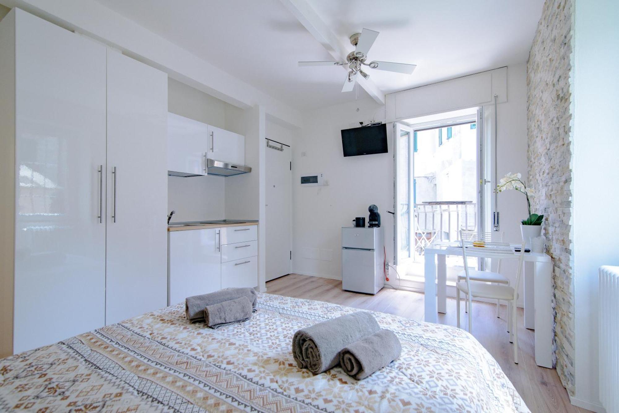 Laglio Apartment Above George Luaran gambar
