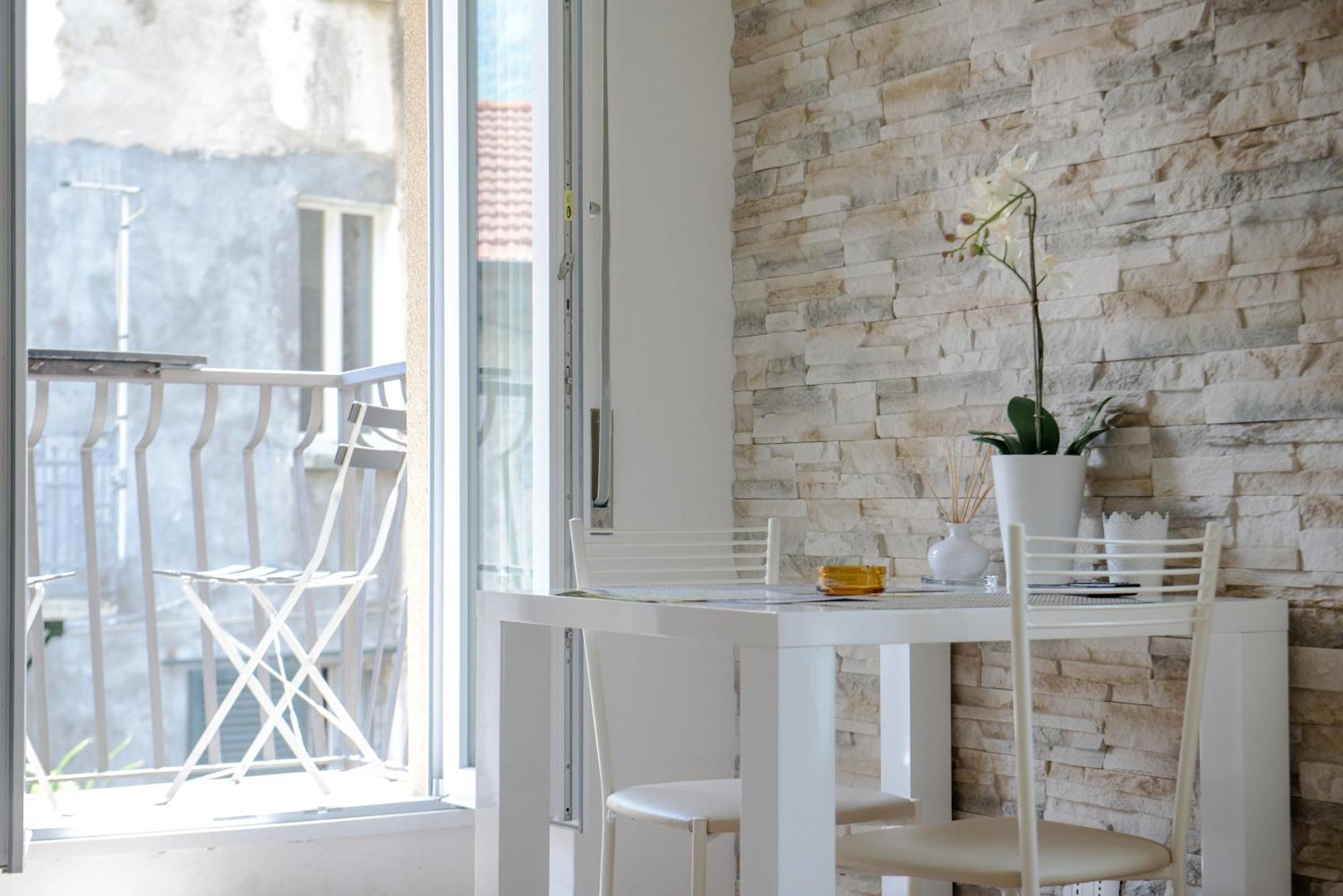 Laglio Apartment Above George Luaran gambar